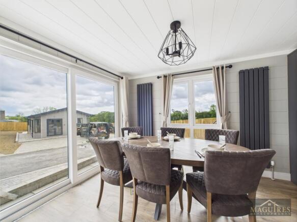 5 Ithon Valley Park, Ithon Valley Lodge Park, Crossgates, Llandrindod Wells, Powys, LD1 6RF photo 4