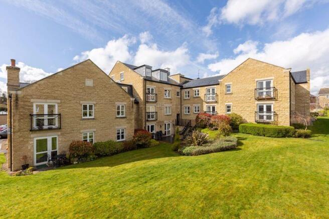 2 bed Flat for sale Image 12