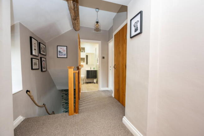 3 bed Cottage for sale Image 9