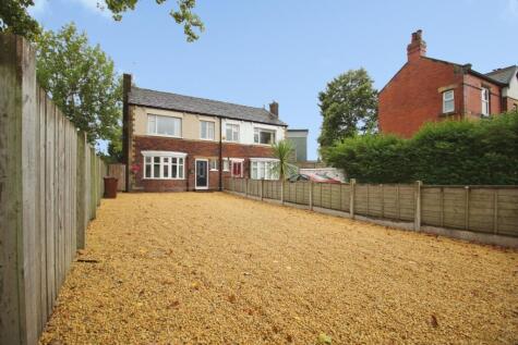 Wakefield Road, Ossett, West Yorkshire