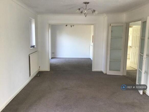 Open Plan Living Room / Dining Room