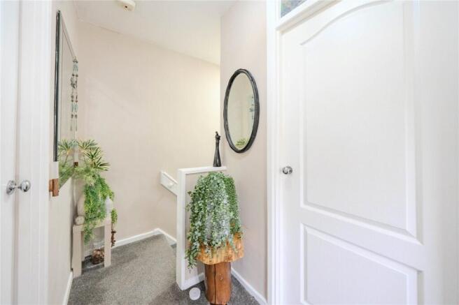 3 bed Maisonette for sale Image 10
