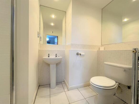 Bedroom 1 En Suite