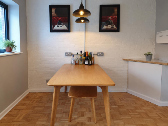 Dining Area.png