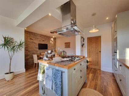 Collier Row Road, Romford