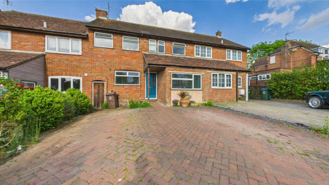 CAM04968G0-PR0042-STILL016