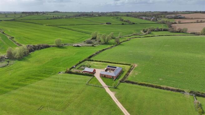 The Hedgerows, Stonton Wyville