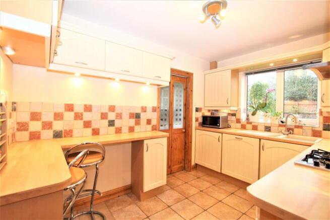 Fitted Kitchen