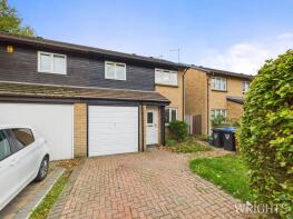 120, Forresters Drive, Welwyn Garden City AL7 2JQ