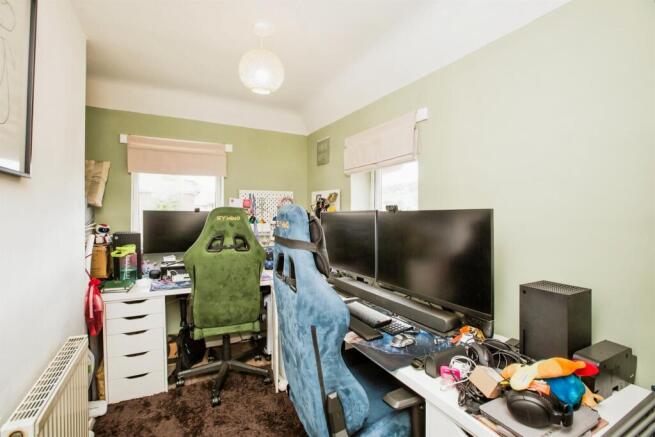 3 bed Semi-Detached for sale Image 11