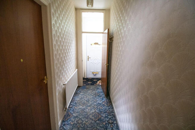 Entrance Vestibule/Hallway