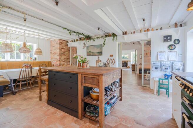 Kitchen/Dining