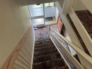 STAIRS/LANDING