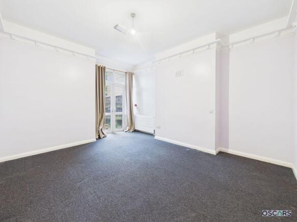 7 bed Flat for sale Image 6