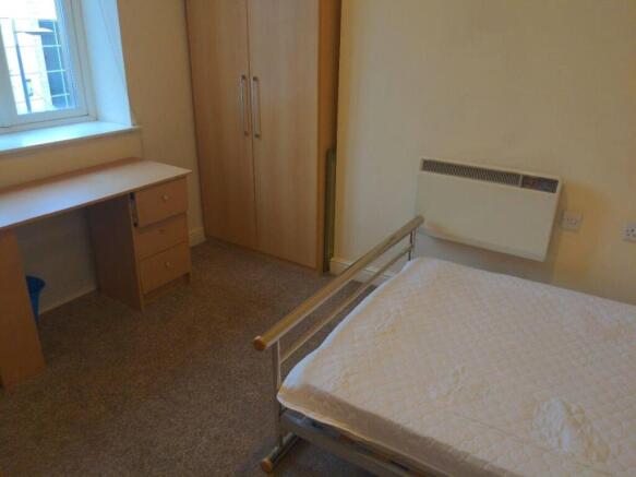 1 bed Apartment to rent Image 4