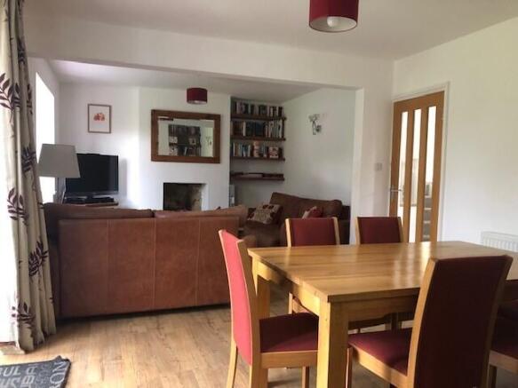 3 bed House to rent Image 4