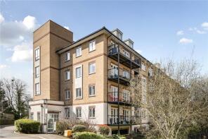Flat 58, 3 Radcliffe House, Worcester Close, Penge, London SE20 8FR