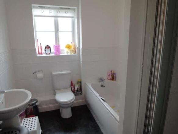 Bathroom.jpg