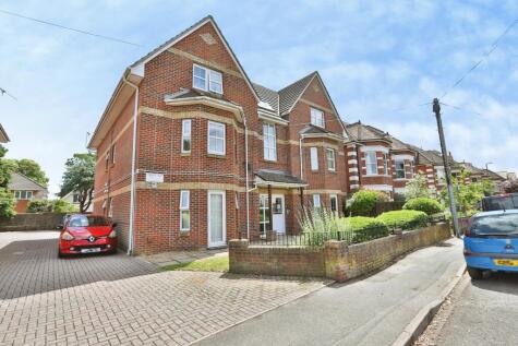 Crabton Close Road, Bournemouth, Dorset, BH5