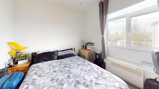 41-Brighton-Road-Glat-3-Bedroom 1.jpg