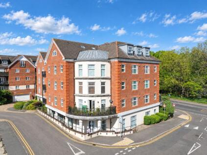 283 London Road, Camberley, GU15