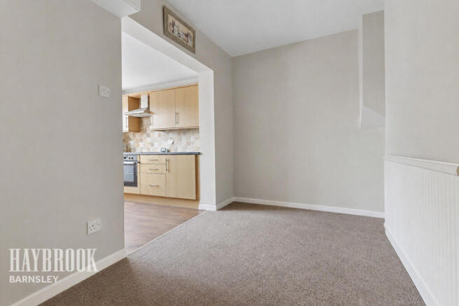 3 bed Terraced for sale Image 6