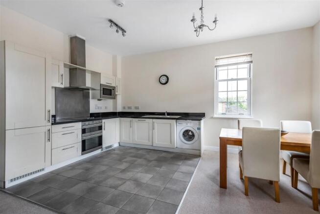 Kitchen: