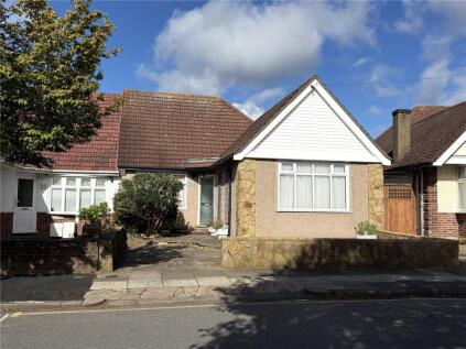 Woodfall Avenue, Barnet, EN5