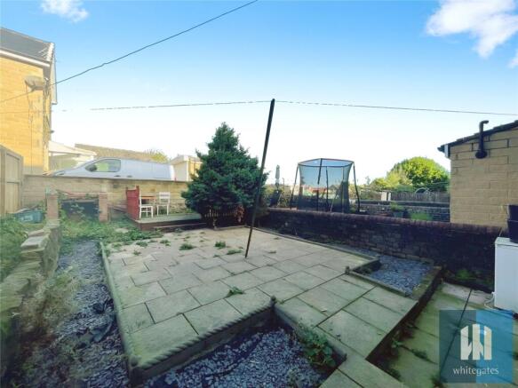 2 bed Terraced to rent Image 11
