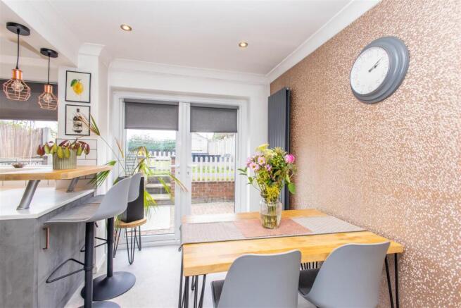 Kitchen/Dining Room
