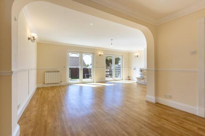 Sitting/Dining Room