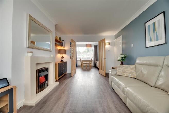 Lounge & Dining Room
