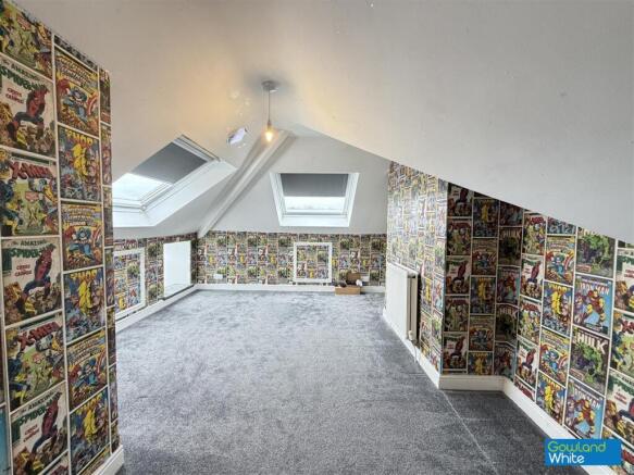 4 bed Semi-Detached for sale Image 12