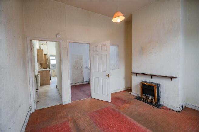 Living Room (2)