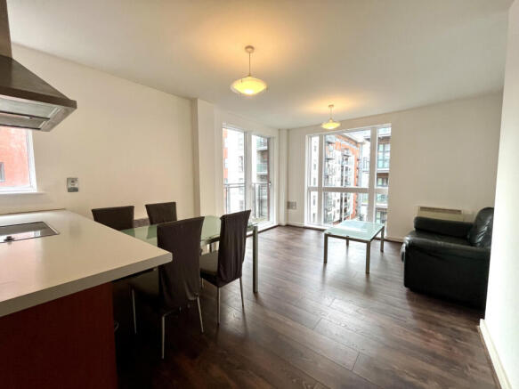 Open Plan Lounge/Kitchen