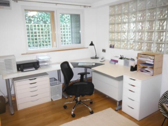 Photo 7