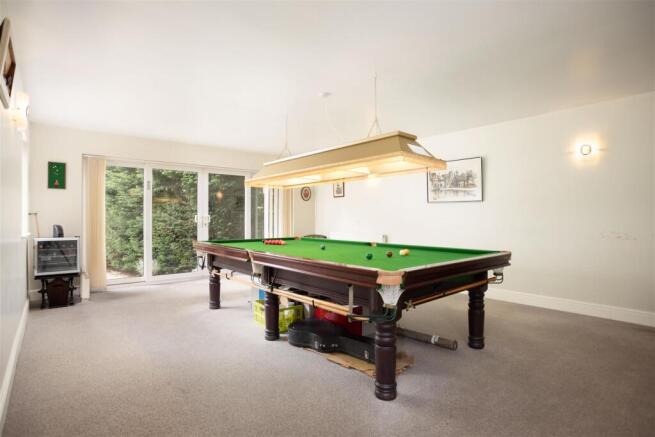 3 bed Detached Bungalow for sale Image 9
