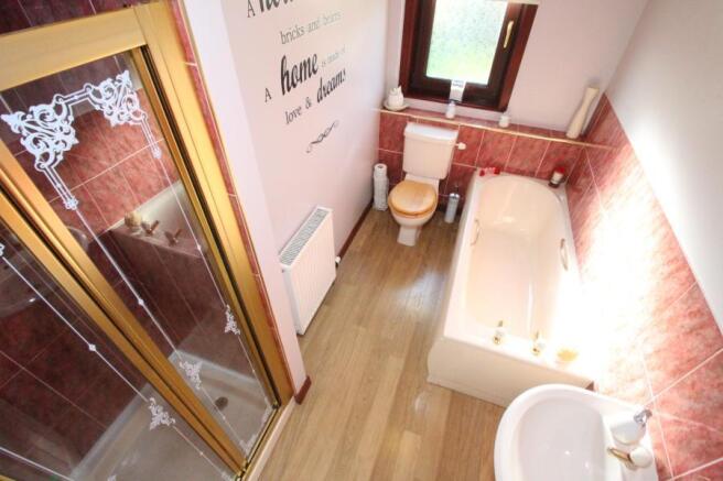 Bath/Shower Room