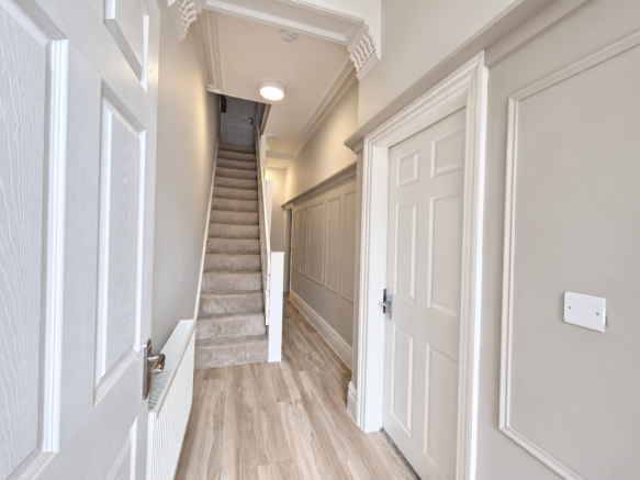 16 Longworth Road