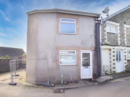 Erw Hir, Llantrisant, CF72 8BY