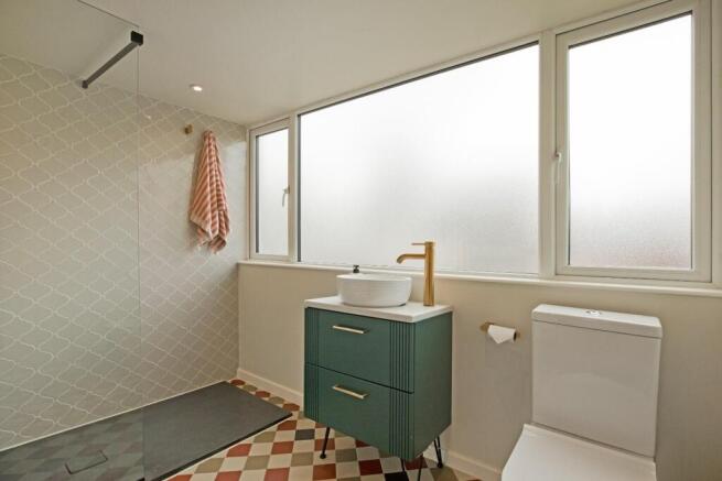 3 bed Terraced for sale Image 7