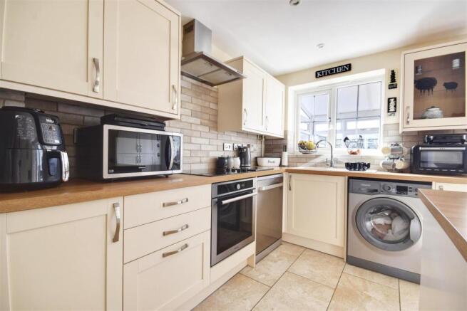 Kitchen / breakfast room