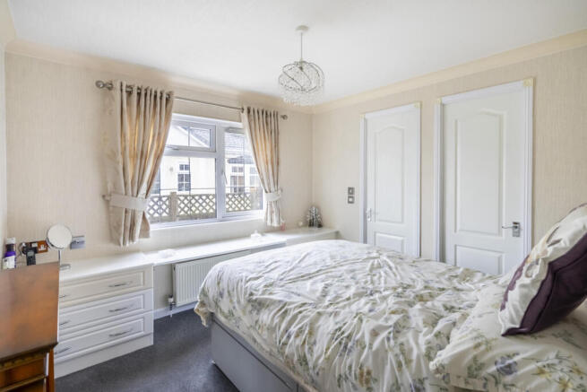 2 bed Park Home for sale Image 8