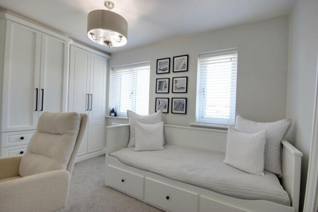 2 bed Semi-Detached for sale Image 11