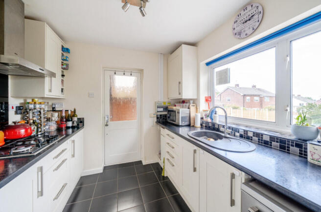 1328940-22-6888e3...