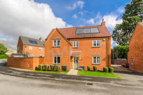 9, Oak Way, Northampton NN7 2EP