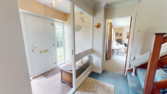 2-Manor-House-Close-