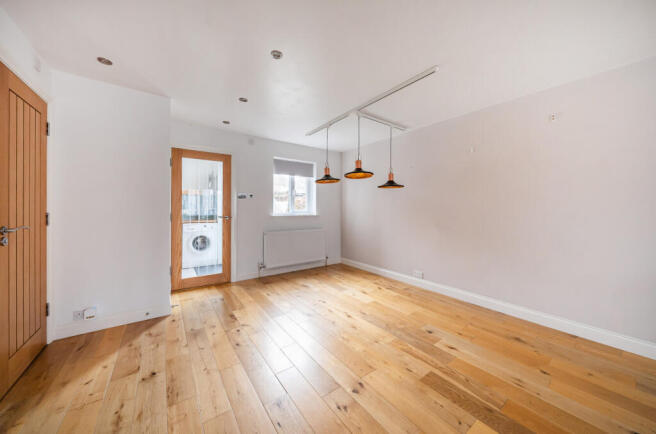 Sitting/Dining Room