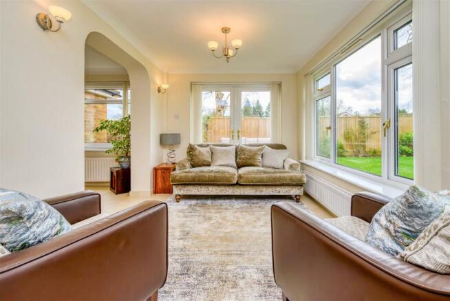 45 Westleigh Drive - Internal (11 of 26).jpg