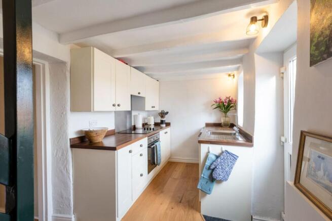 2 bed Terraced for sale Image 9